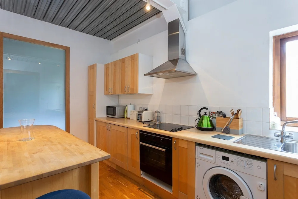2 Bedroom North London Apartment