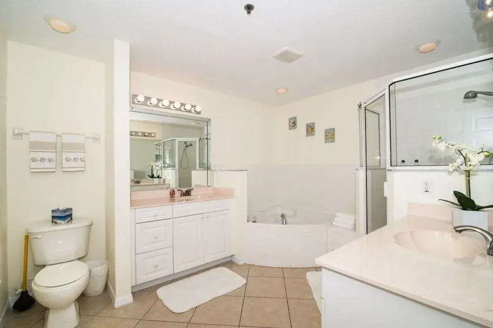 Oceanwalk Oasis - 3 Br condo by RedAwning