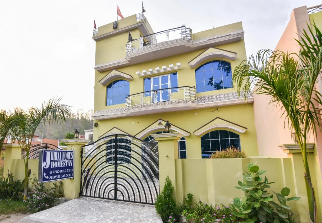 Jhirna Homes By OYO Rooms