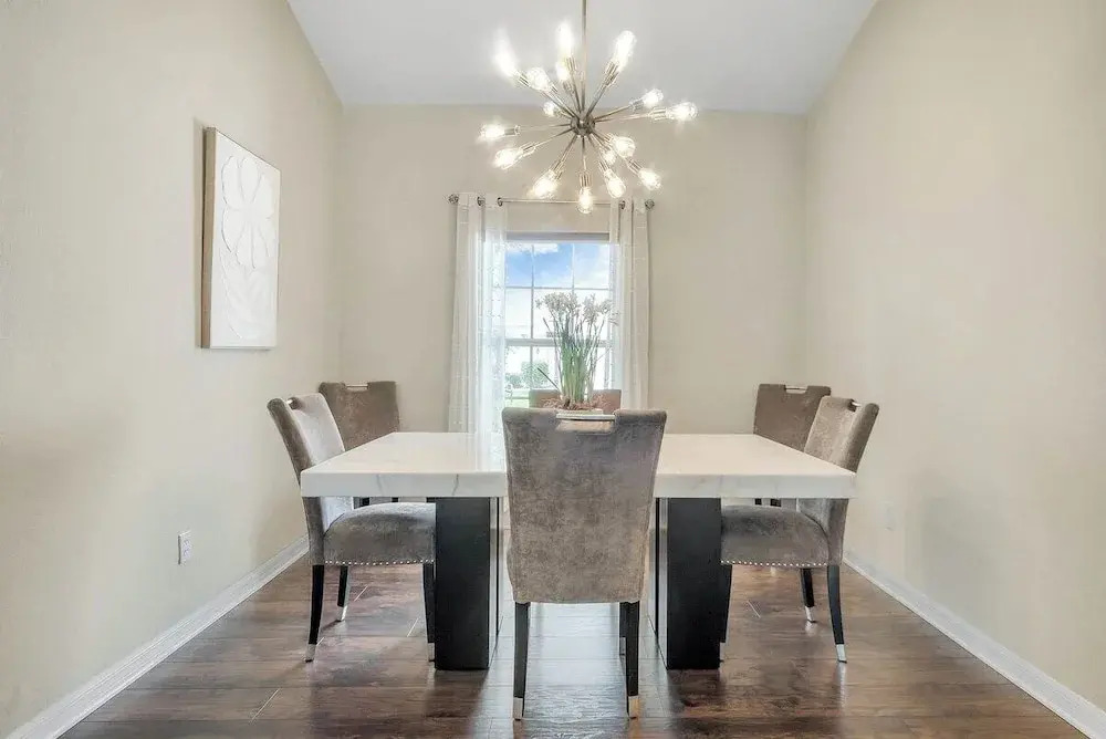 333 Burford Circle Davenport