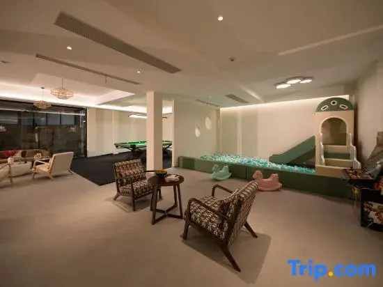 Yuexi · Willow Nook · Stream Tracing Pool Luxury Boutique Stay (Anji Zhebei Grand Canyon)
