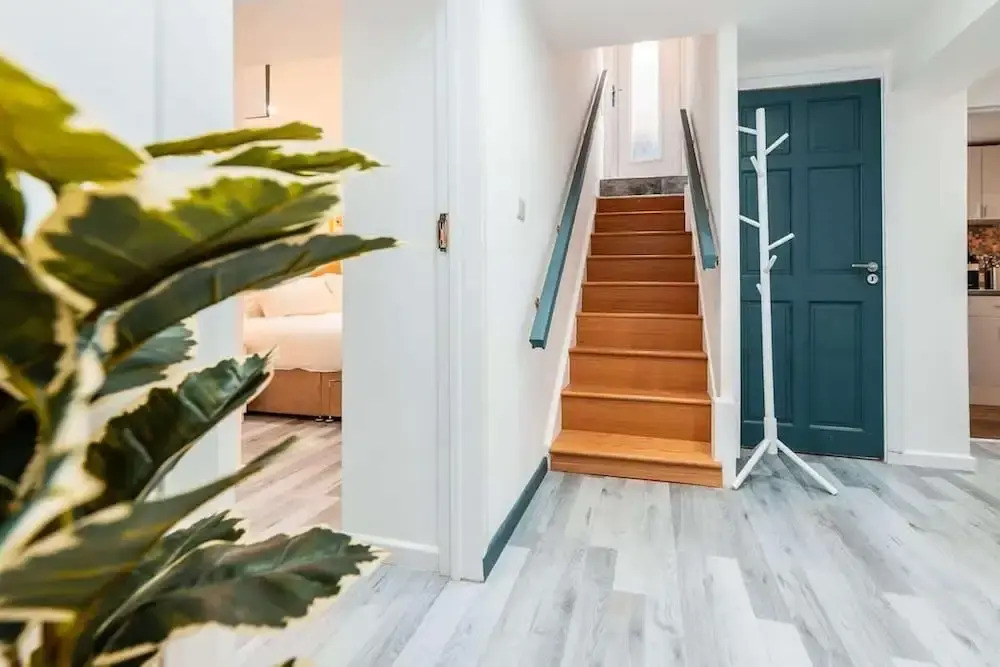 Sale 2-bedroom Apt - Sleeps 5 - Free Parking
