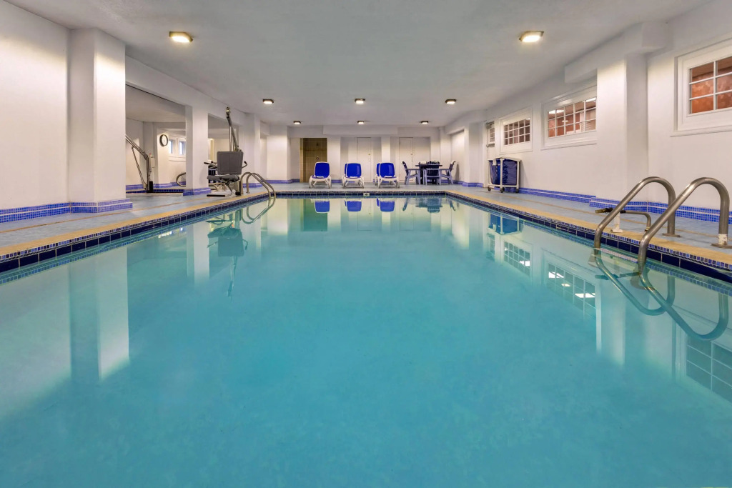 Howard Johnson Plaza by Wyndham Ocean City Oceanfront