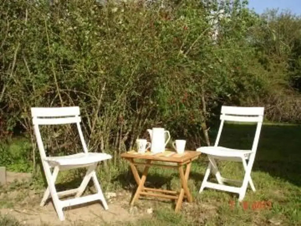 GiTE LA FLèCHE, 2 PIèCES, 3 PERSONNES - FR-1-410-196