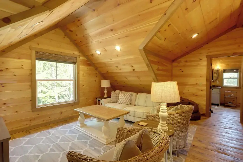 Family Oasis w/ Game Room & 2 Decks in Blue Ridge!