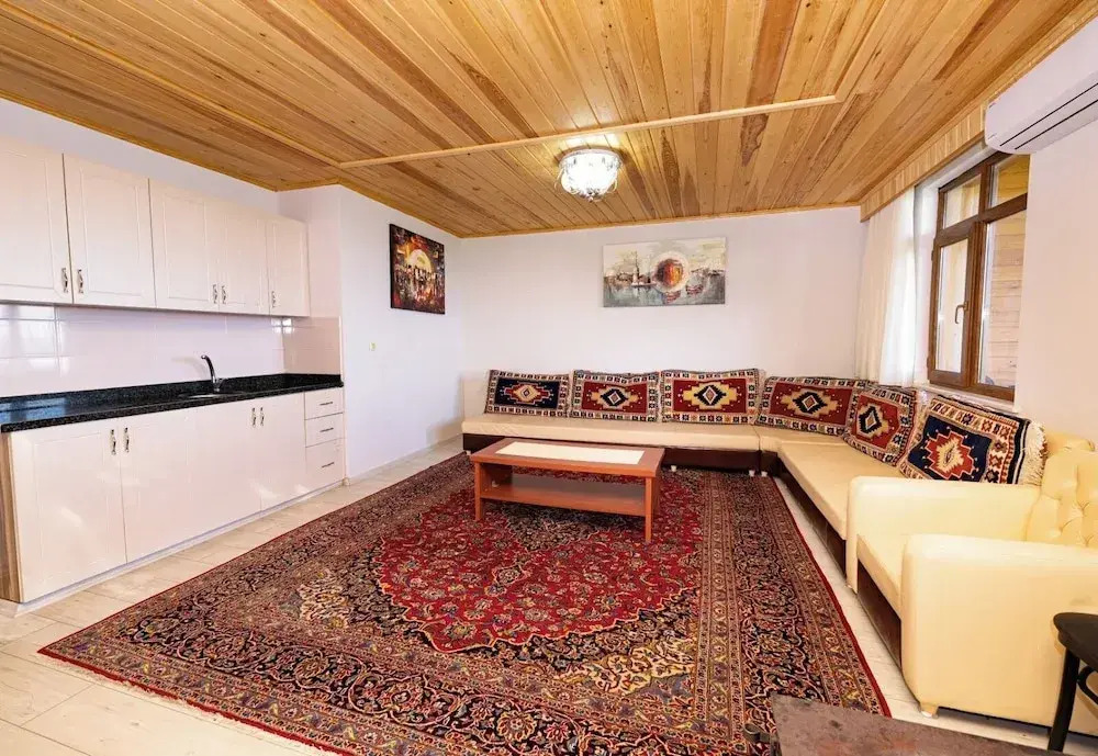 Avulot Mountain Resort Hotel