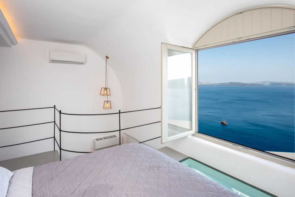 La Perla Villas and Suites
