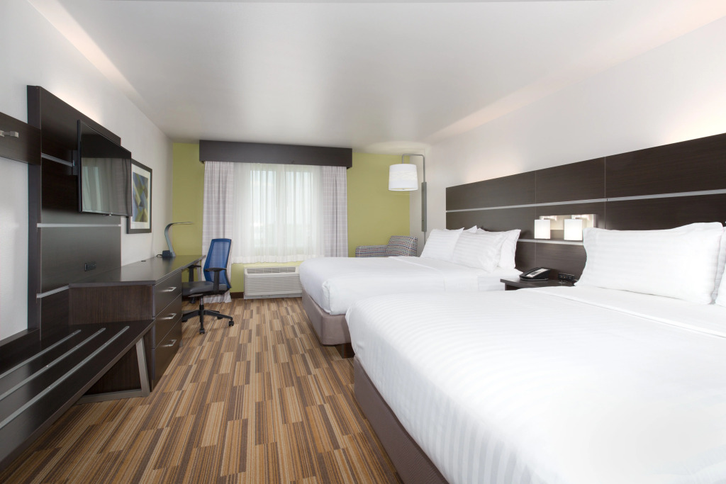 Holiday Inn Express & Suites Lincoln I - 80 by IHG