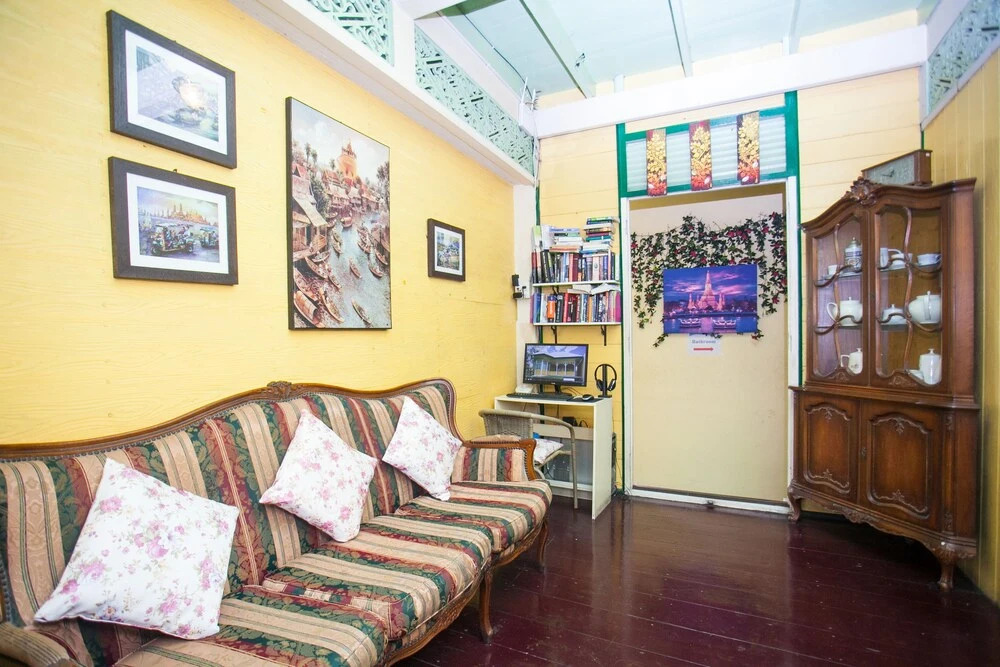 Laksameenarai Guesthouse - Hostel