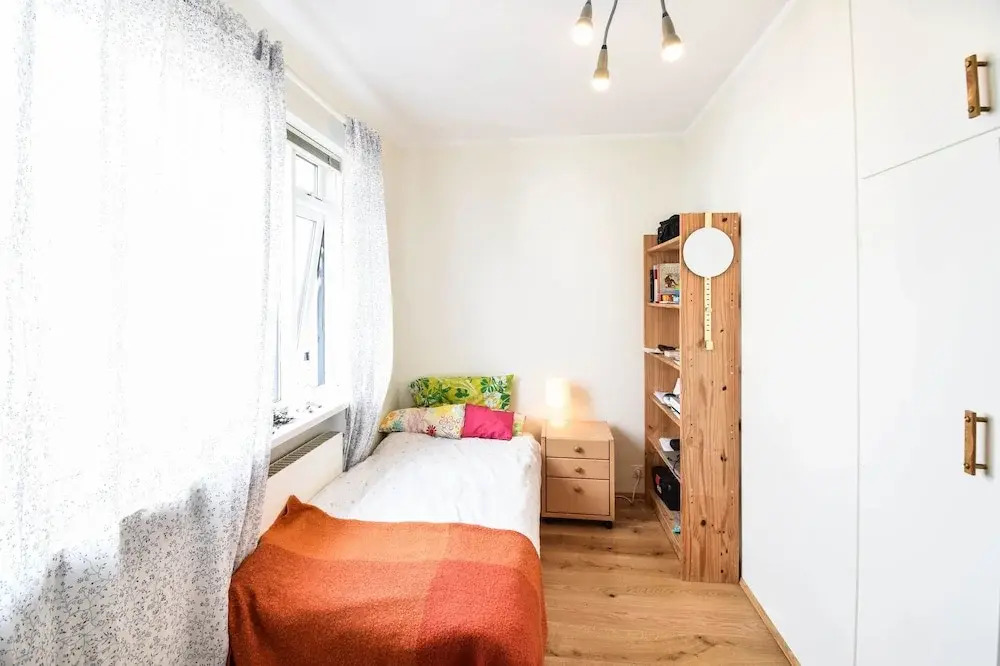 Apartment H10