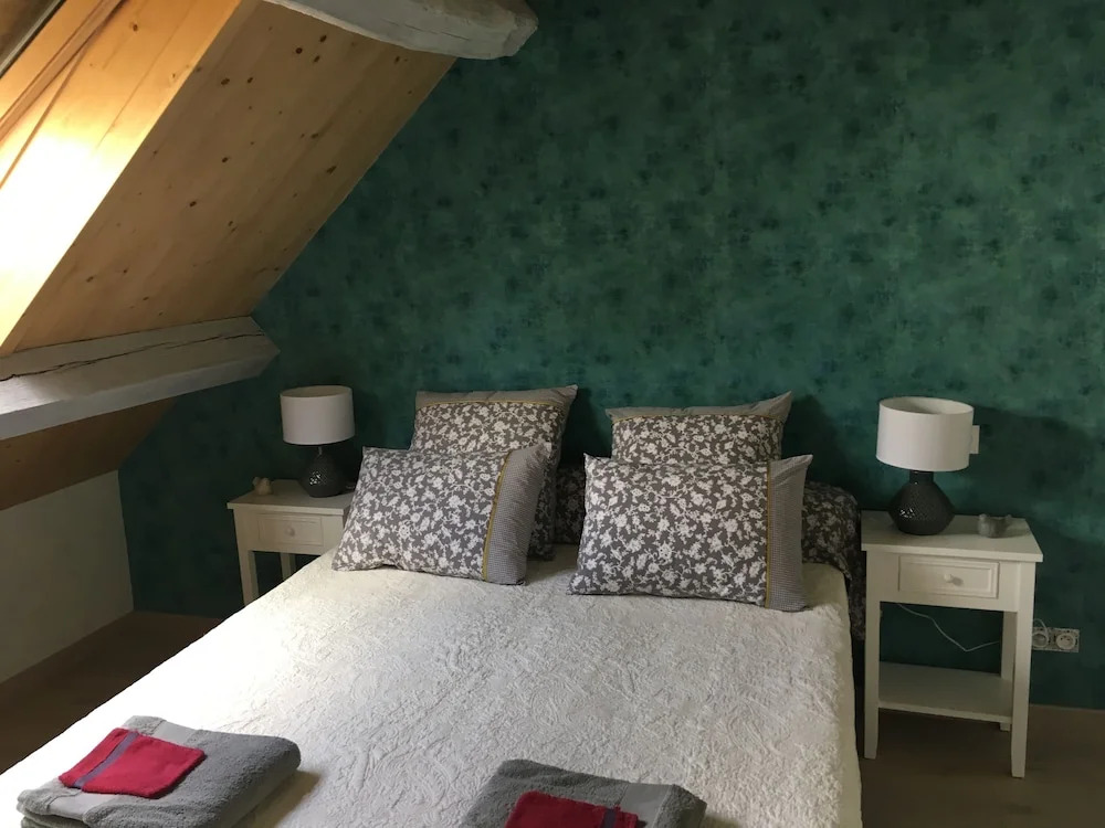 Manoir le Bout du Pont-GITES & Chambres dHôtes