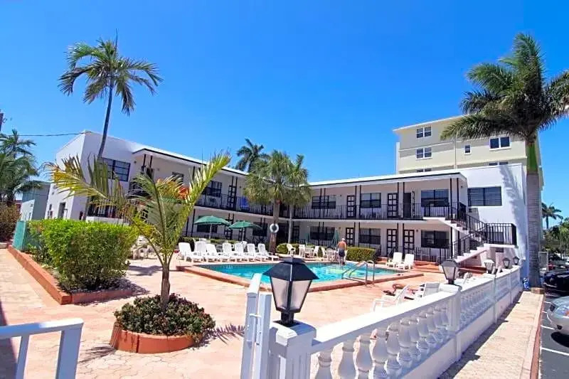 Napoli Belmar Resort