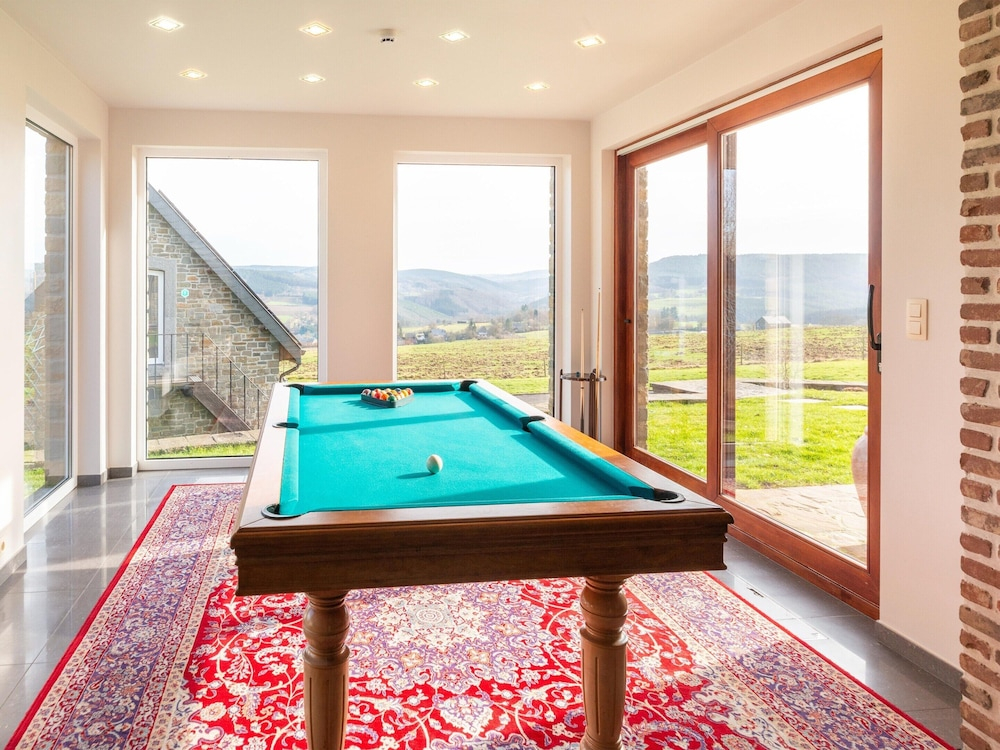 Villa Les Charmes Premium villa for 20 guests