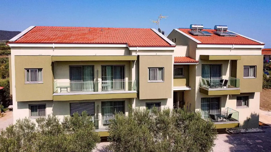 Estelle Family Luxury Apartments & Suites