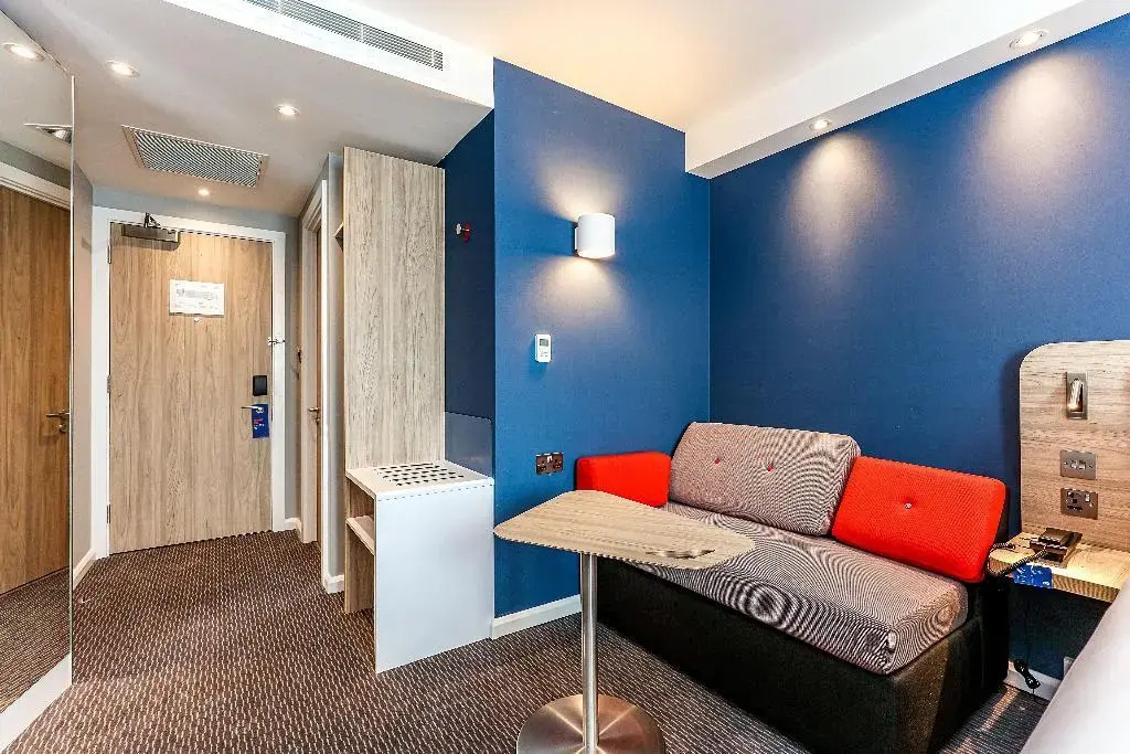 Holiday Inn Express Bicester by IHG