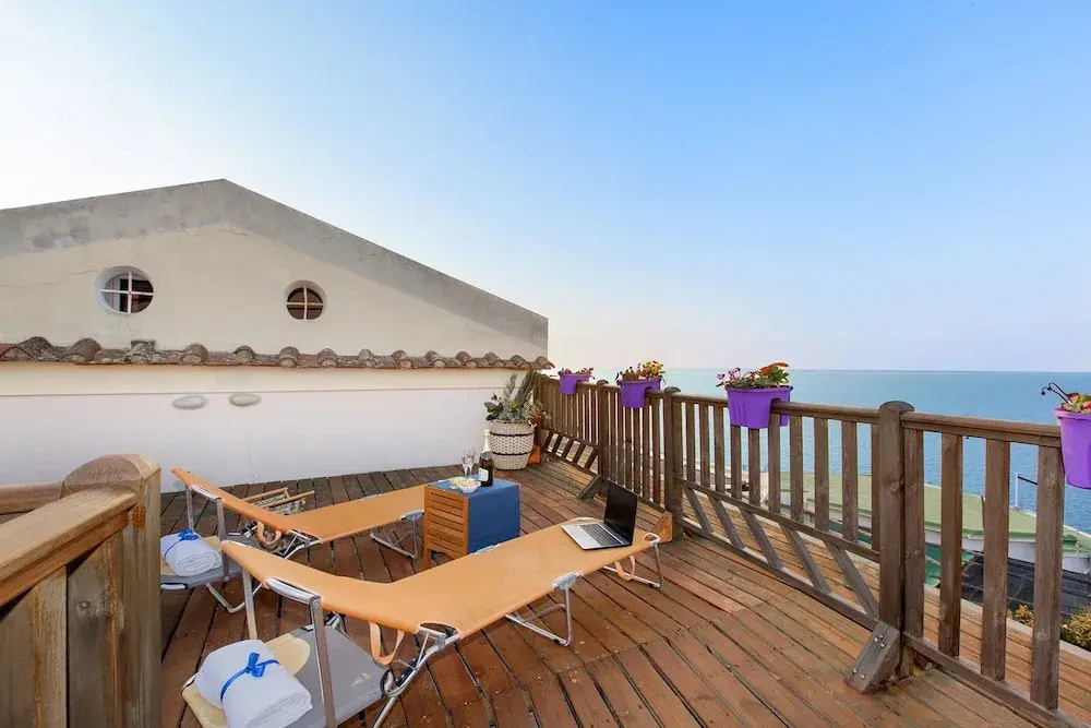 Villa Mayla