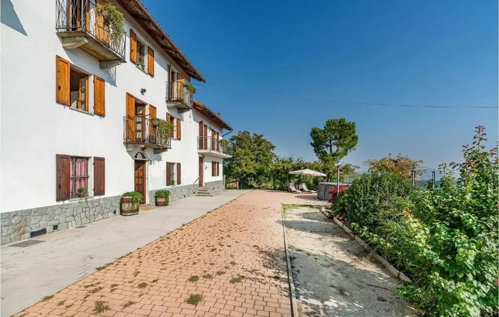 Awesome Home In Priocca With Wifi