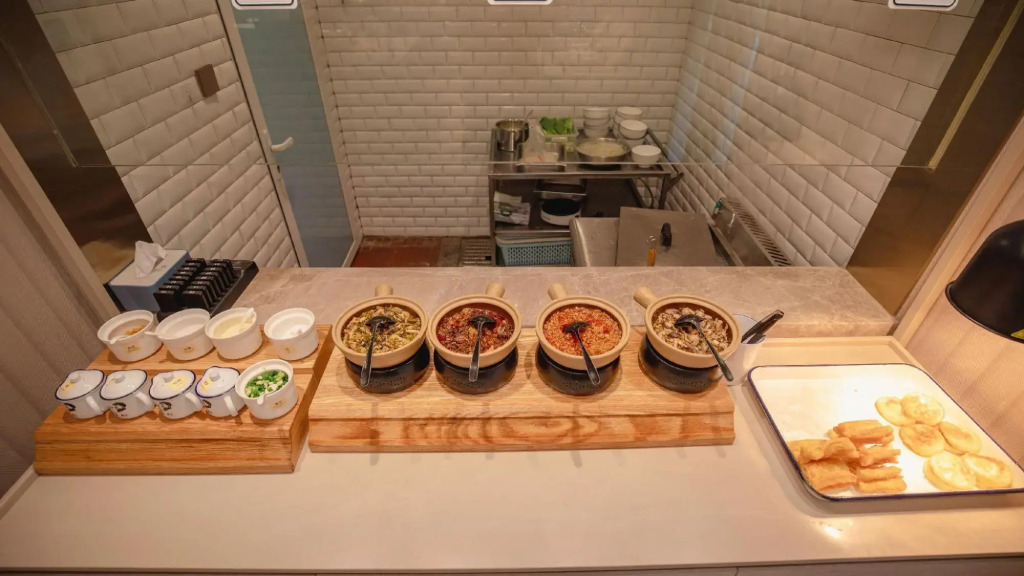 Hanting Express Chengdu Longqunyi