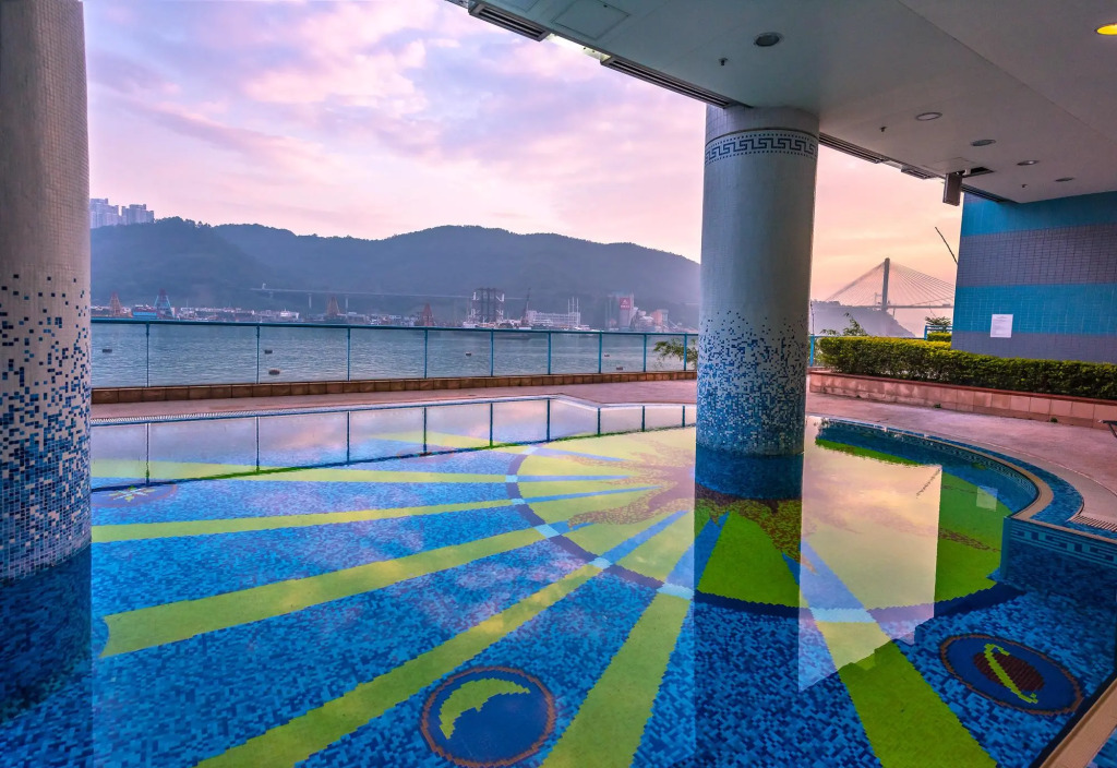 Grand Bay View Hotel