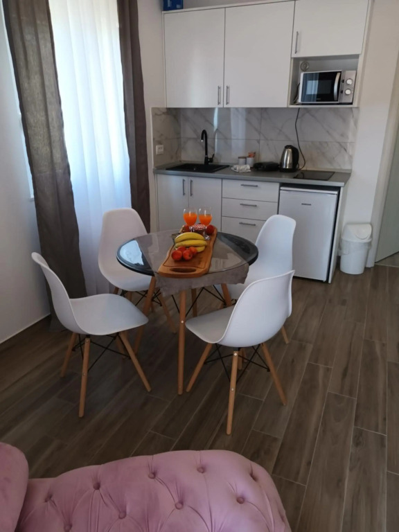 Apartmani Tolj