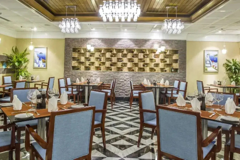 Tianjin Rego Garden Hotel