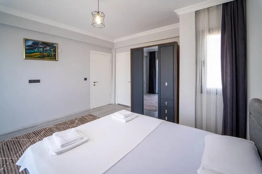 House With Private Pool and Backyard in Fethiye