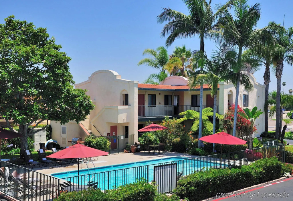 Lamplighter Inn & Suites at SDSU
