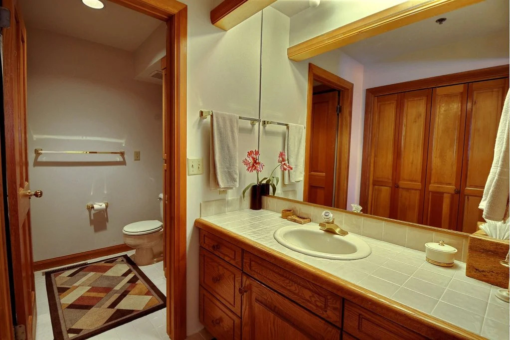 Abode at the Ridge