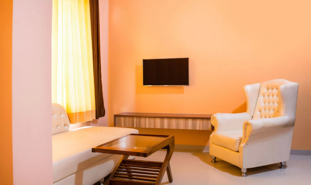 Treebo Naunidh Suites