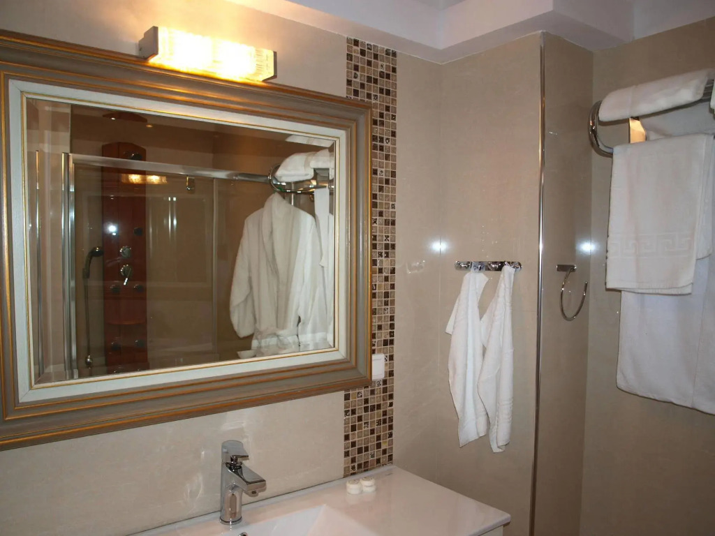 Athens Family Apartments