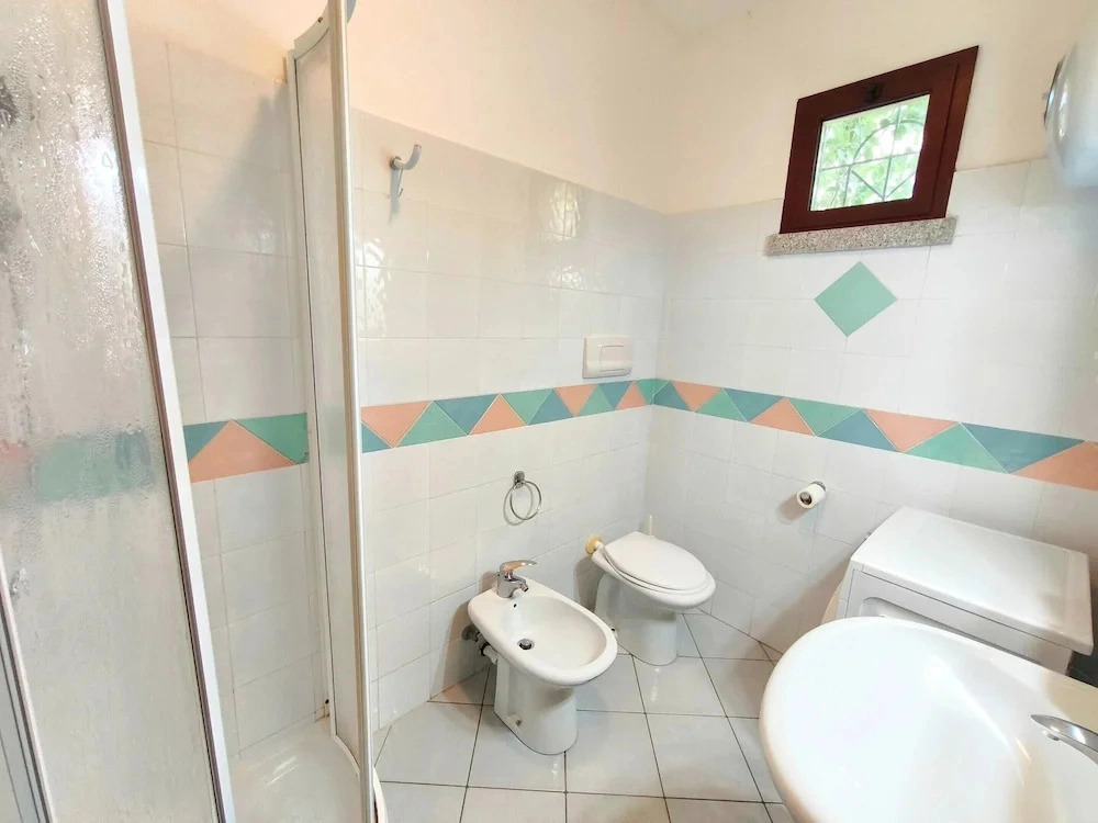 Apartment With Pool and Private Parking
