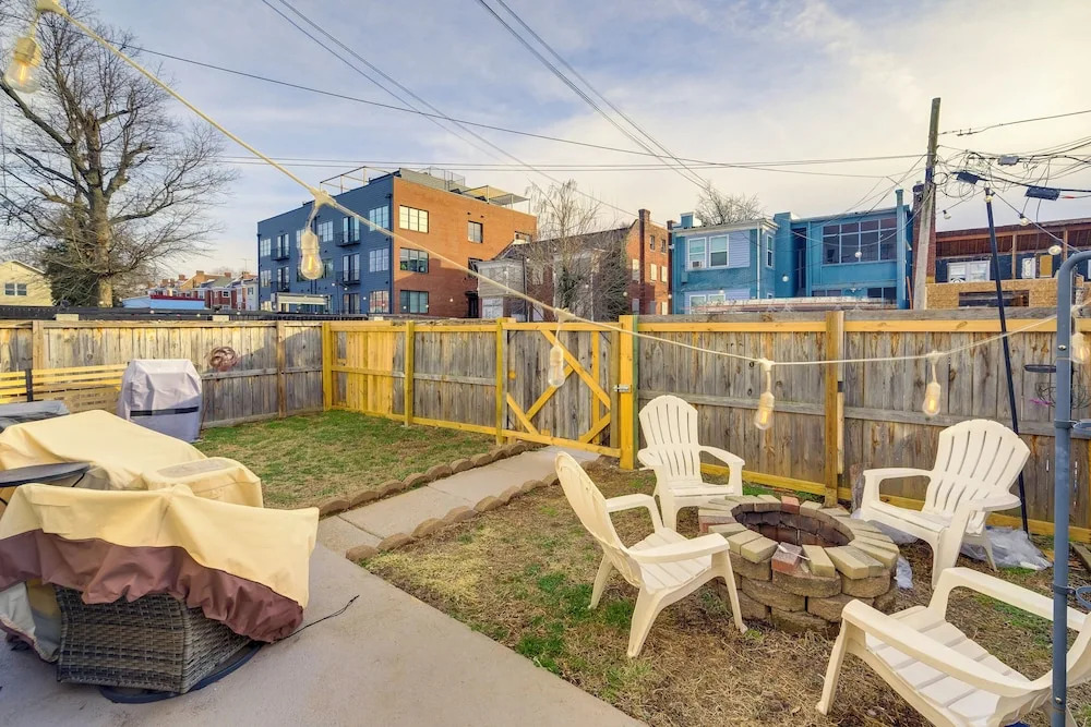 Fire Pit & Yard! Modern DC Unit Near H Street