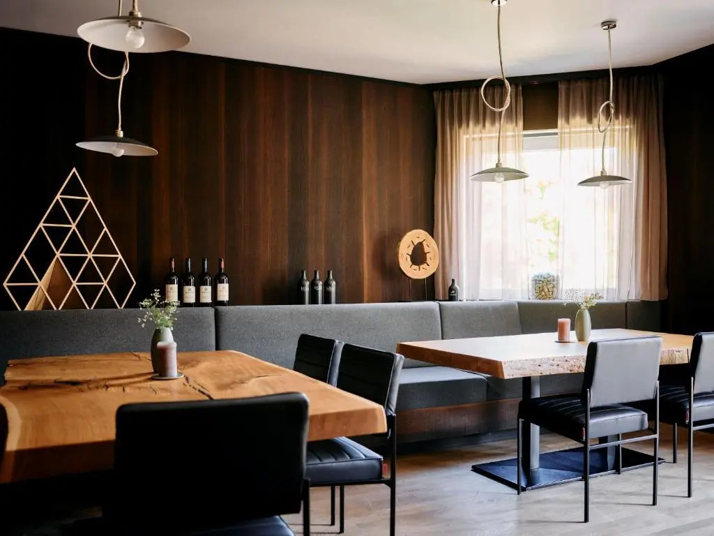 ARX Hotel & Restaurant
