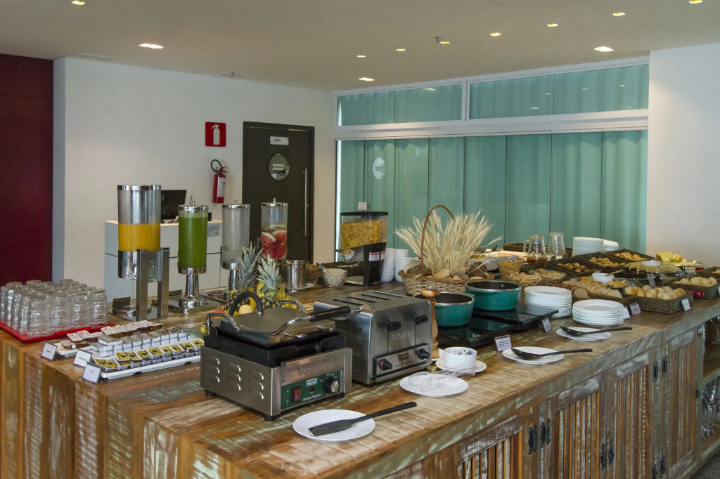 Esuites Virgínia Luxemburgo