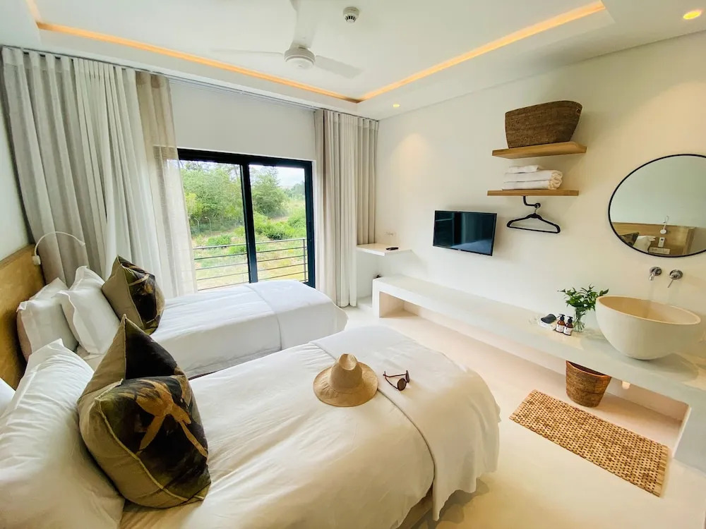Barrington's Small Hotel