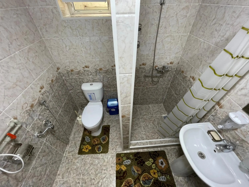 Guest House Eles