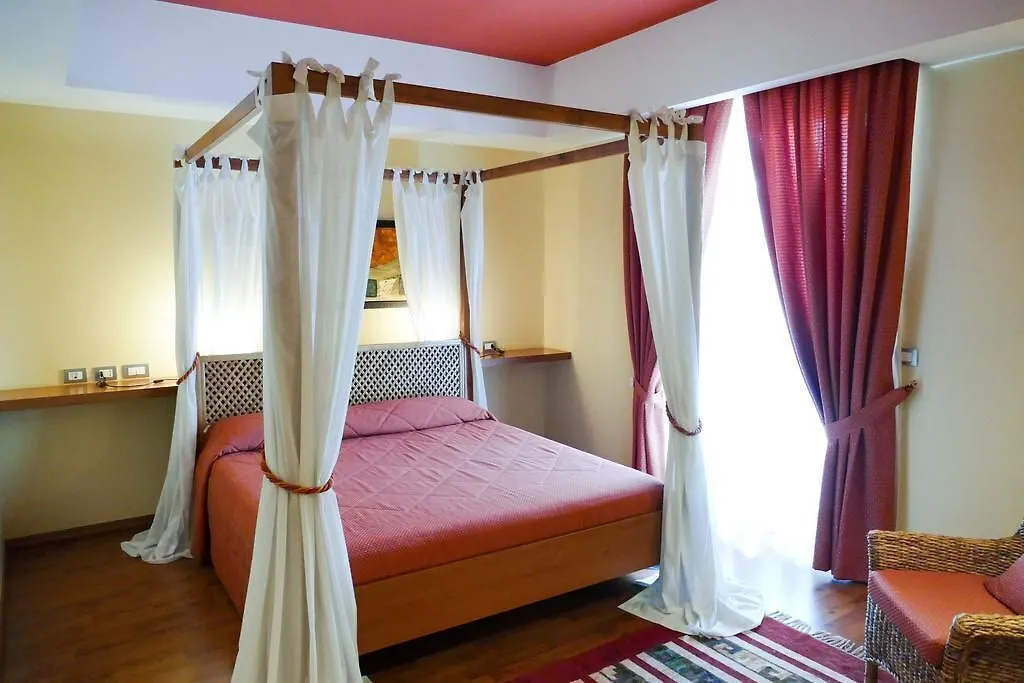 STELLA CHARMING & LUXURY ROOMS