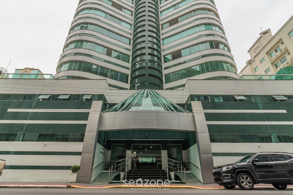 Apt w/ BBQ 350m From the Beach Apv0202