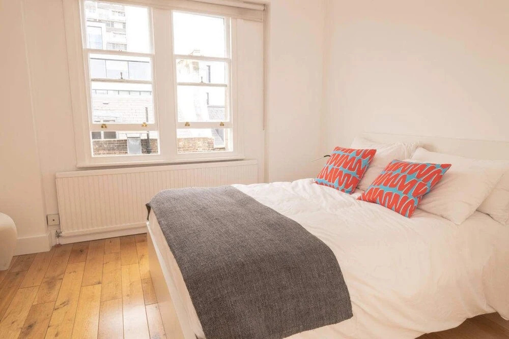 The Notting Hill Crib - Beckoning 2BDR Flat