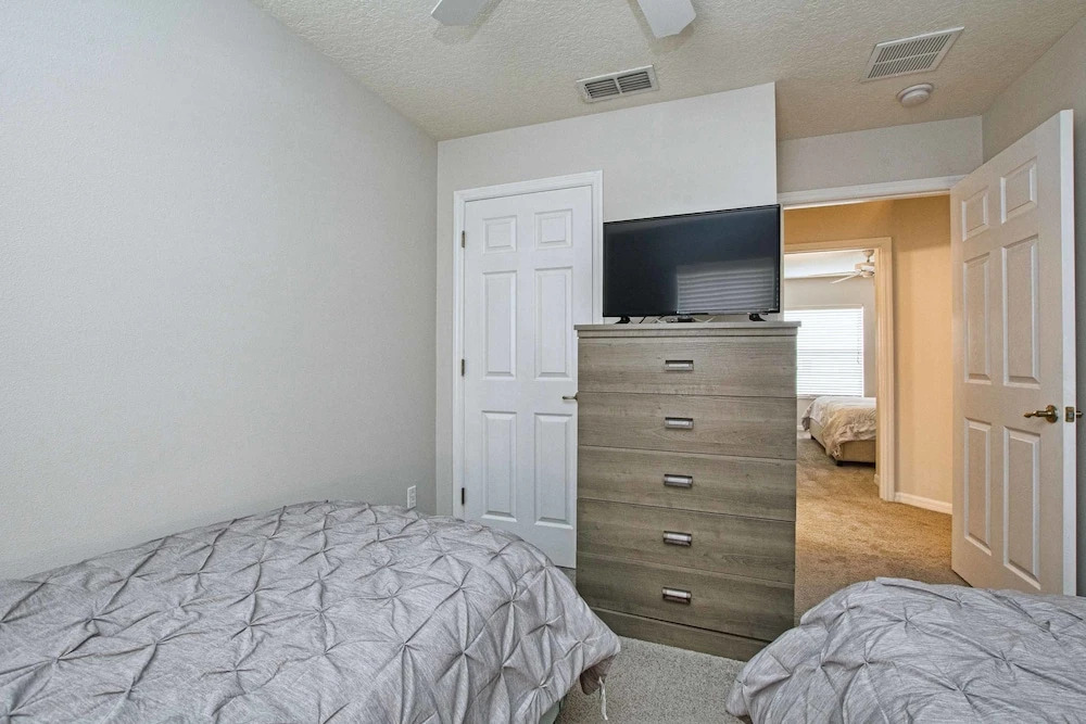 Encantada-3 Bedroom Townhome w/Splashpool-2650EN