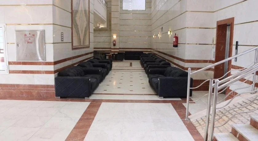 Iskan Hotel 4