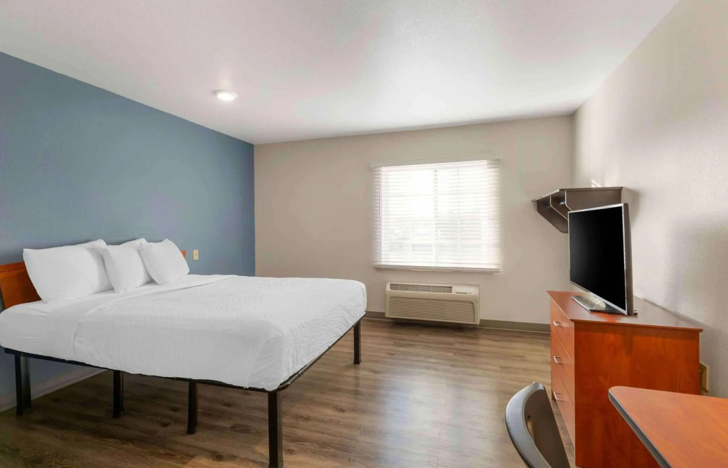 Studio 6 Extended Stay Birmingham Pelham AL