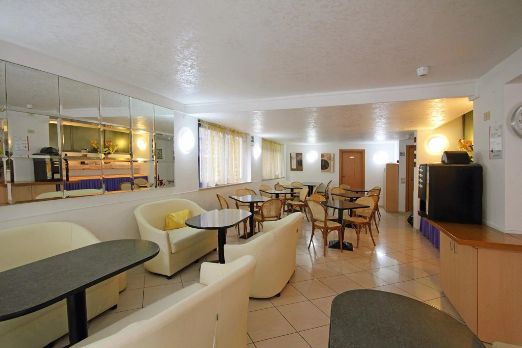 Hotel Azzurro