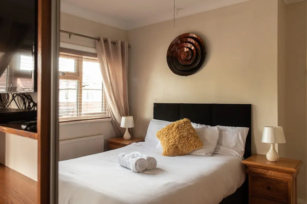 4br-7guests-freeparking-garden-wifi