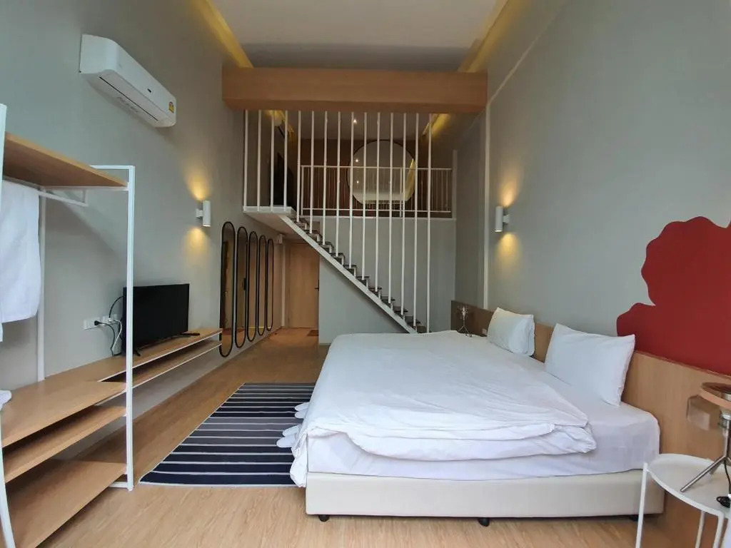 Platinum hotel