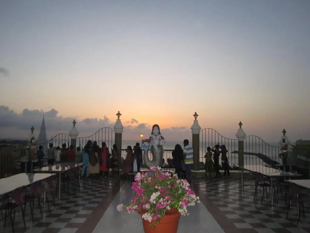 Hotel Chithra