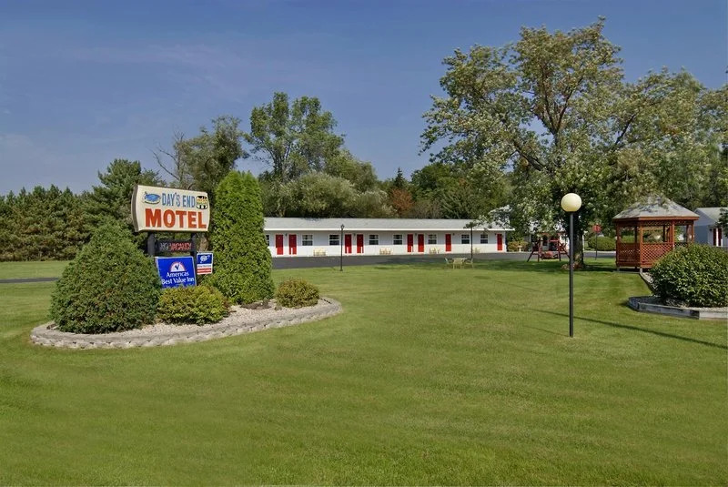 Day's End Motel