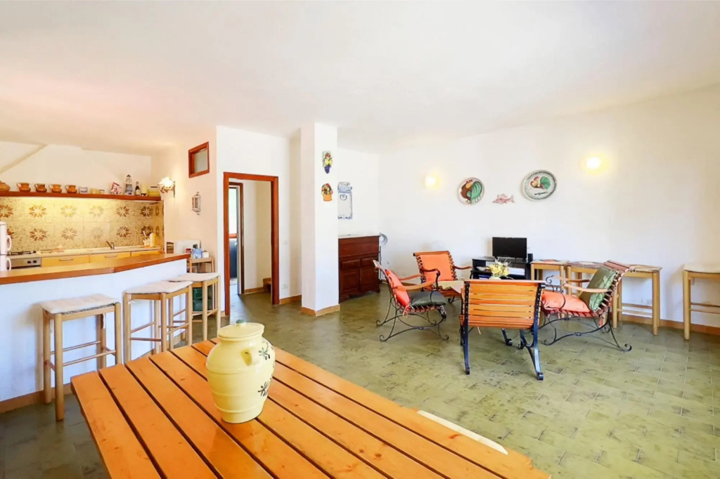 Villa ai Pini 800 meters from the beach of Straccoligno with reserved parking space directly on the-VILLA AI PINI