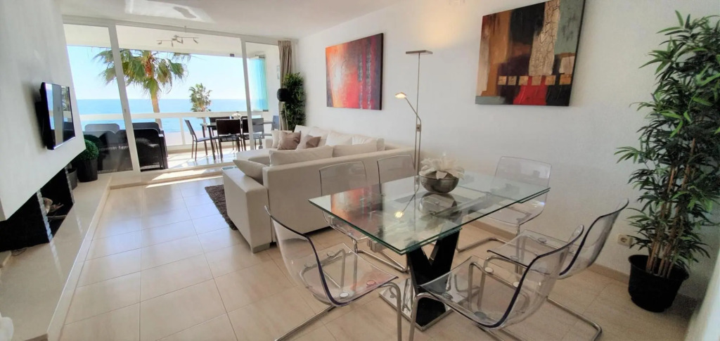 Doña Lola Patricia  Superb 3 Bedroom, 2 Bathroom Apartment