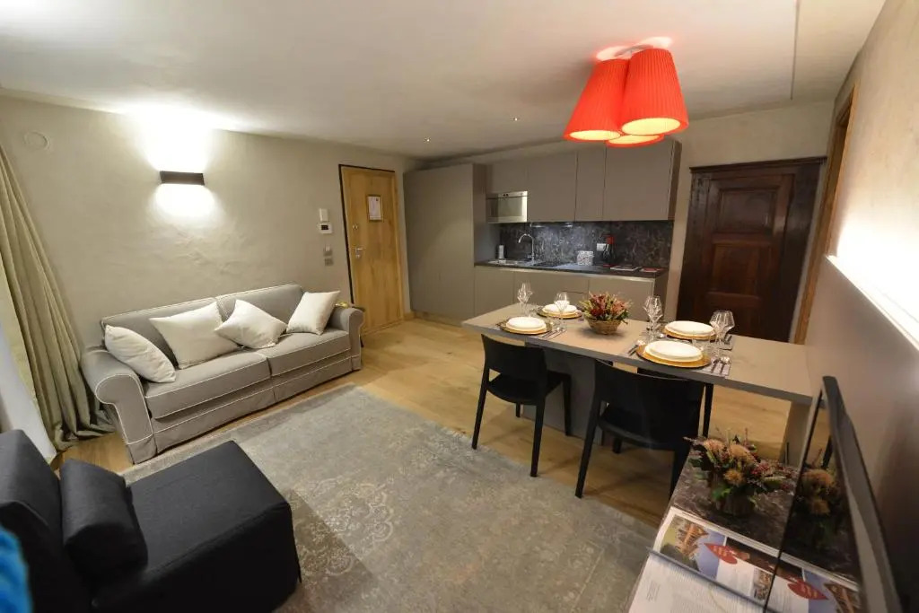 Le Reve Charmant Apartments - Via SantOrso,2